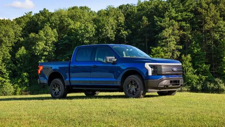 Il Ford F-150 Lightning STX 2026: un nuovo robusto pickup elettrico di livello base