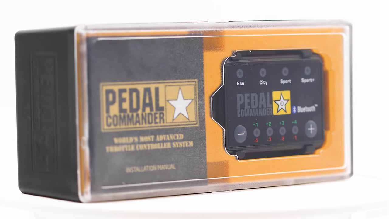 Dovresti prendere un Pedal Commander o un Tuner?