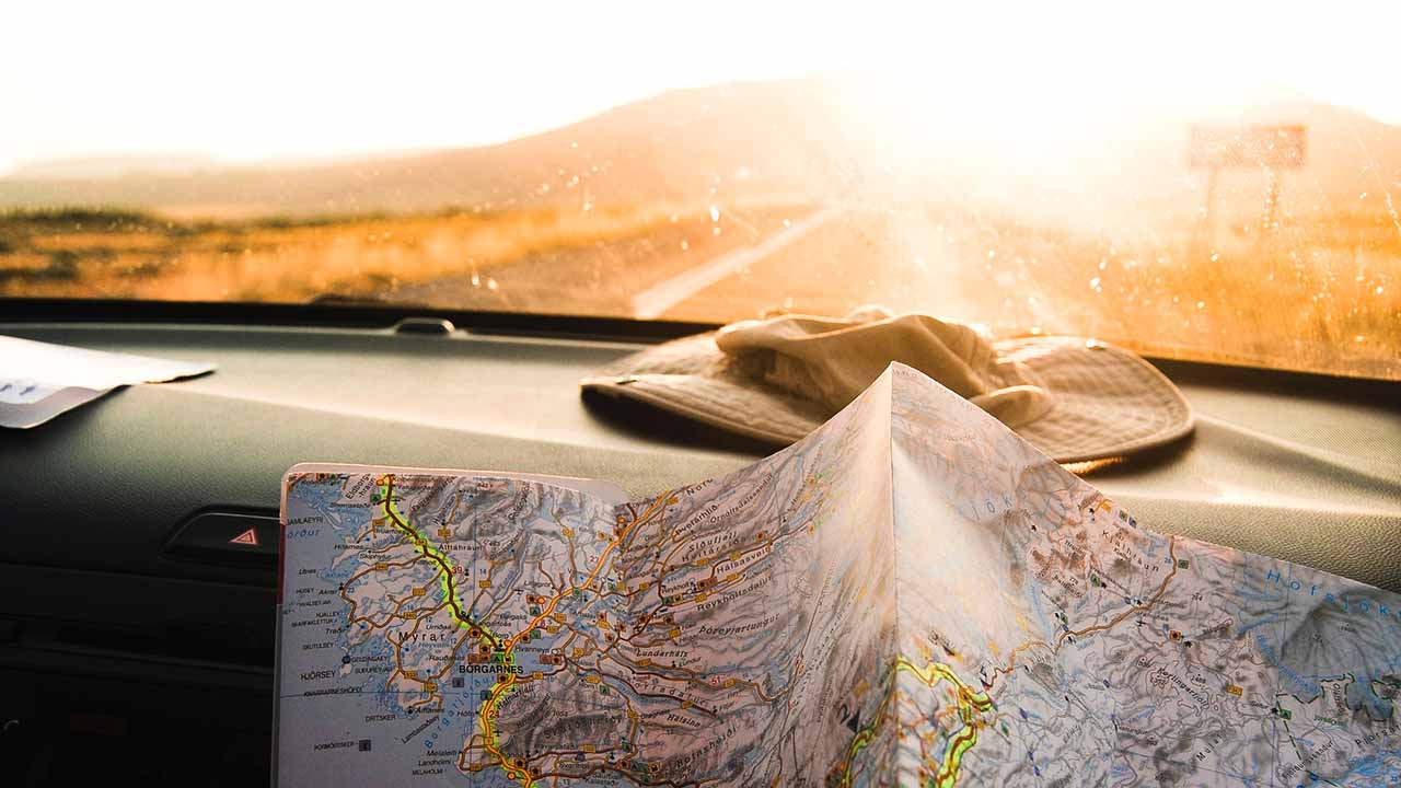 Cosa ti serve per un viaggio estivo perfetto