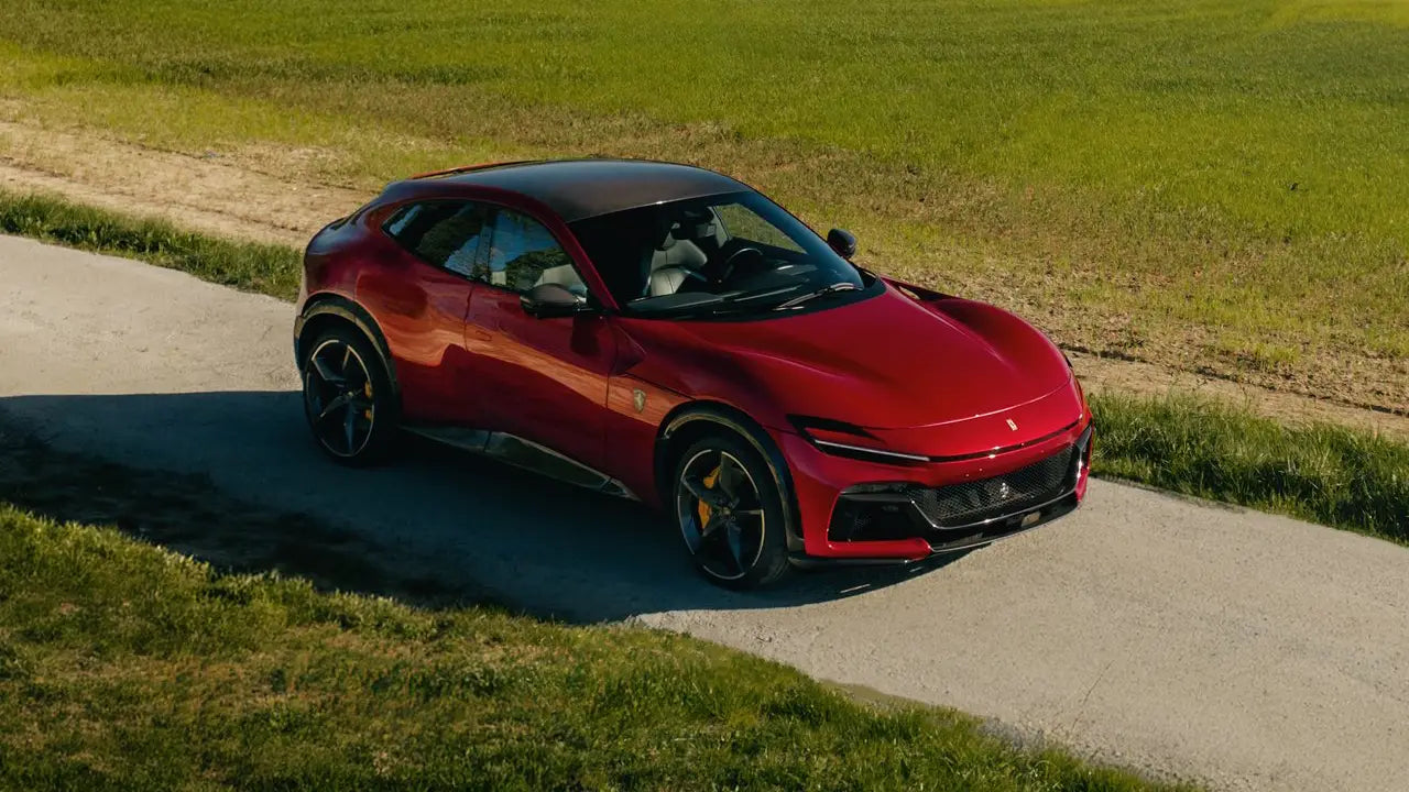 2027 Ferrari Purosangue Handling Speciale: Potenza V12 Incontra la Maneggevolezza da Pista