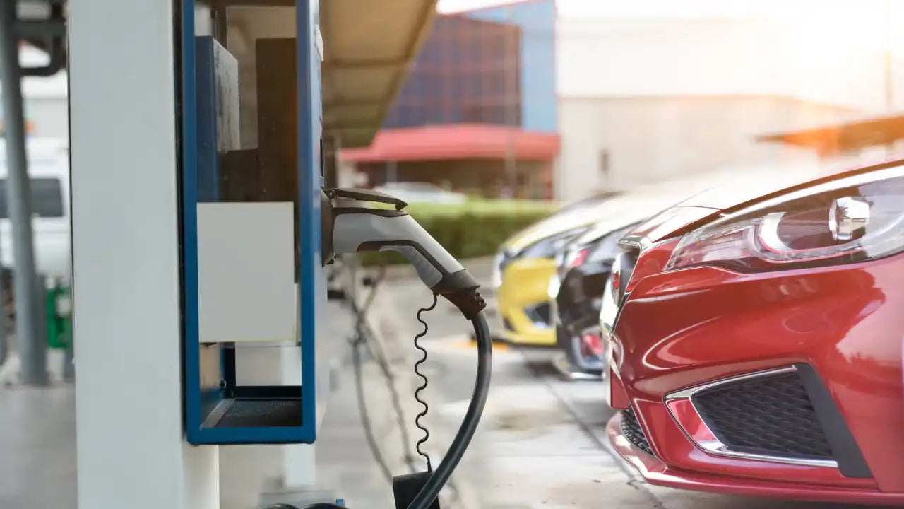 L’ascesa delle auto elettriche: uno sguardo al futuro dell’industria automobilistica